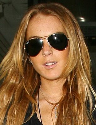 Lindsay Lohan RayBan 3025.jpg